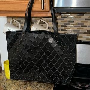 Very cute and so stylish black handbag